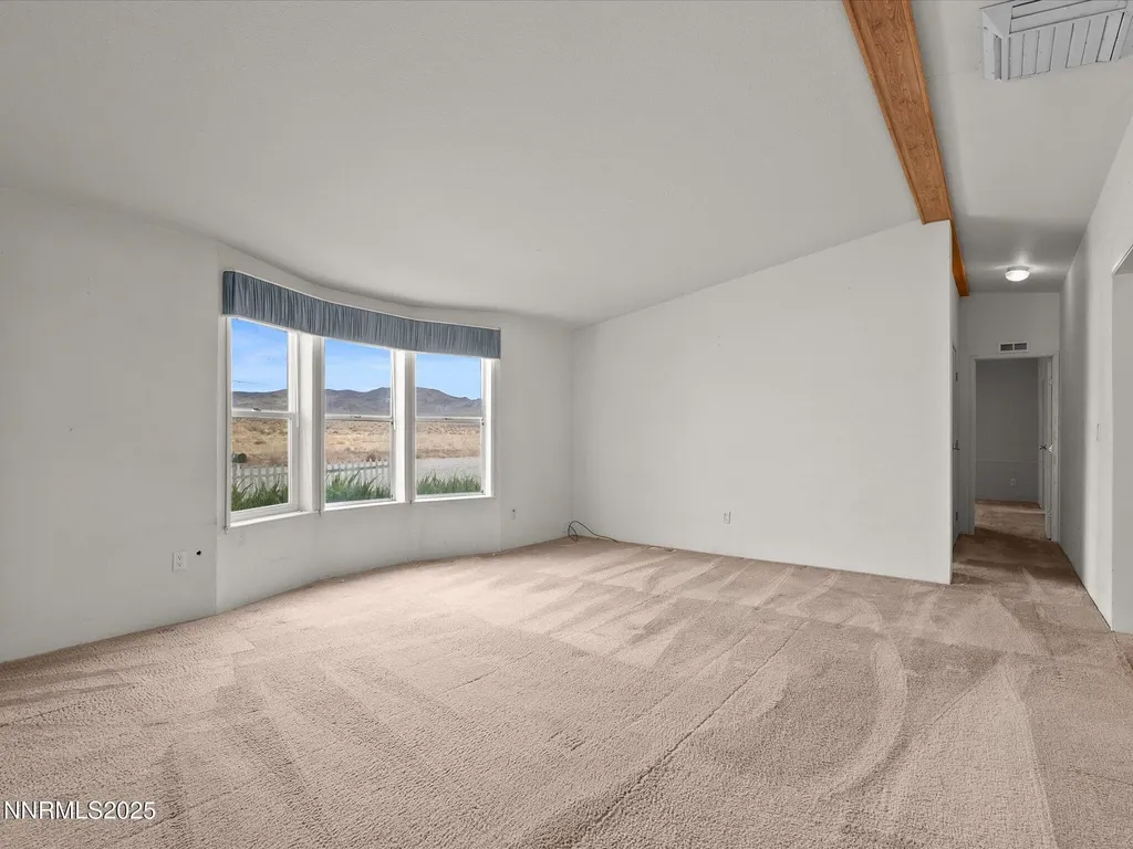 77 Mountain Yerington NV 89447