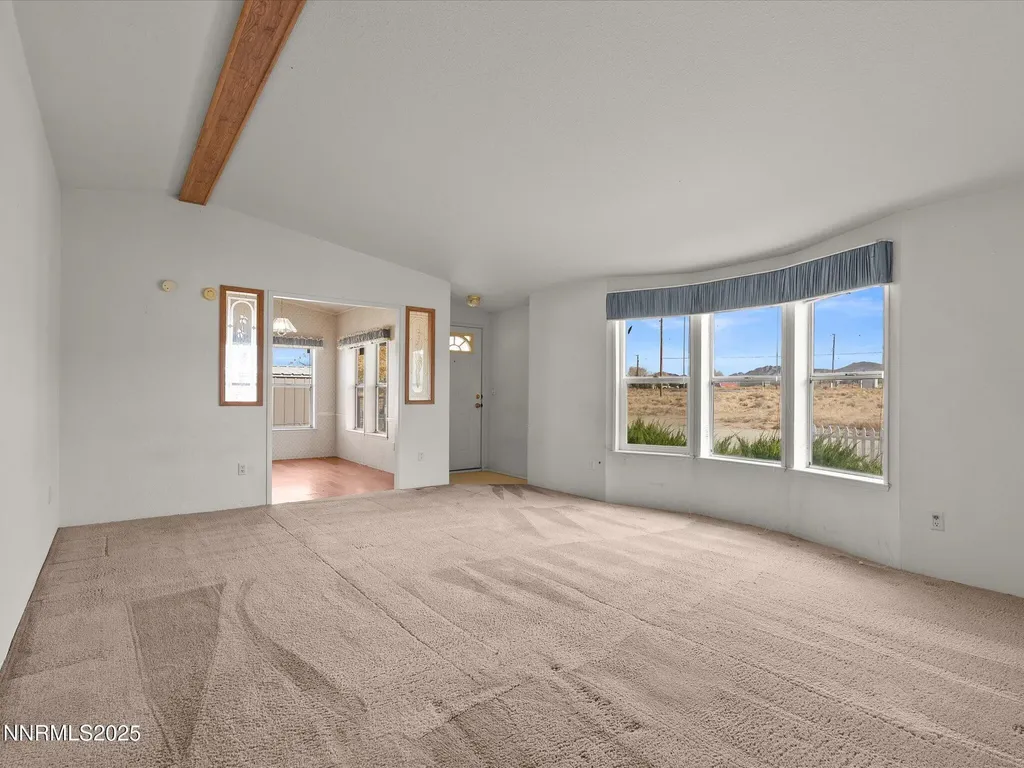 77 Mountain Yerington NV 89447