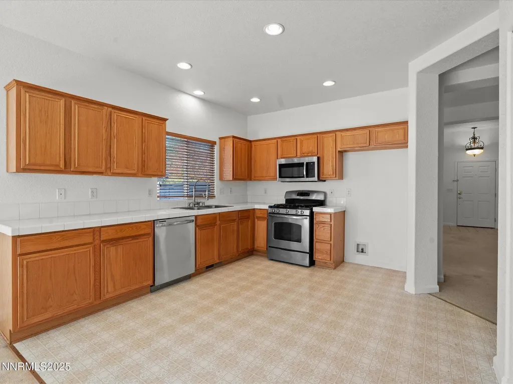 805 Sauvignon Reno NV 89506
