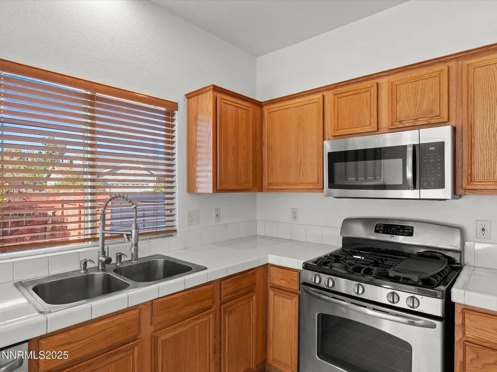 805 Sauvignon Reno NV 89506