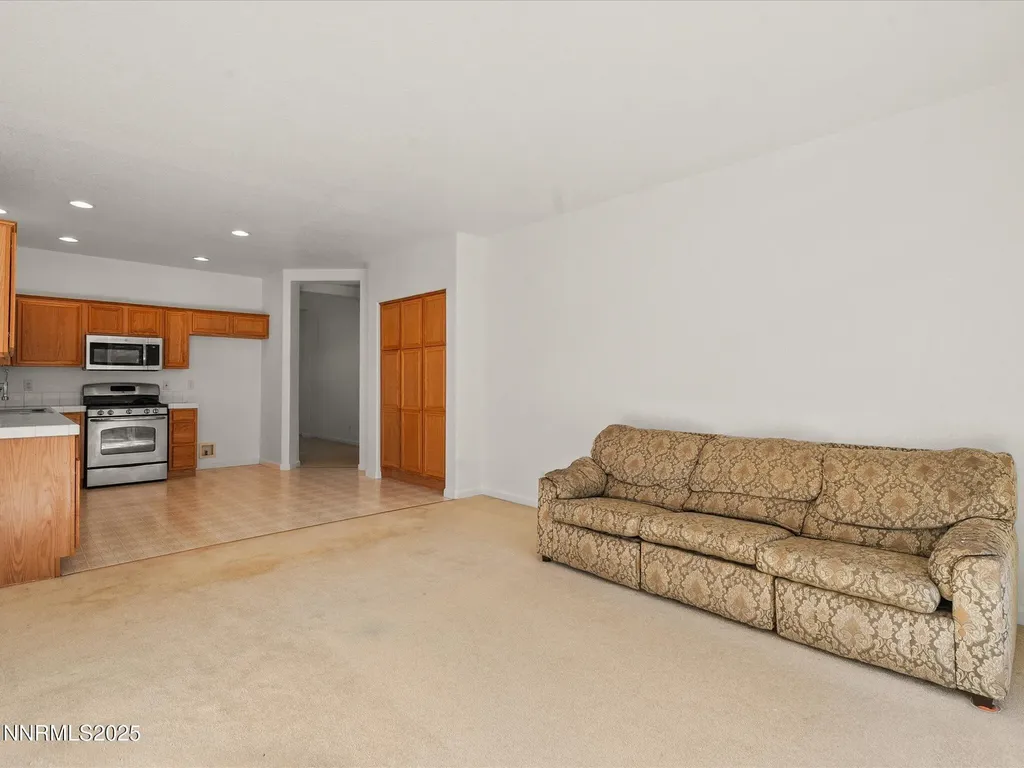 805 Sauvignon Reno NV 89506