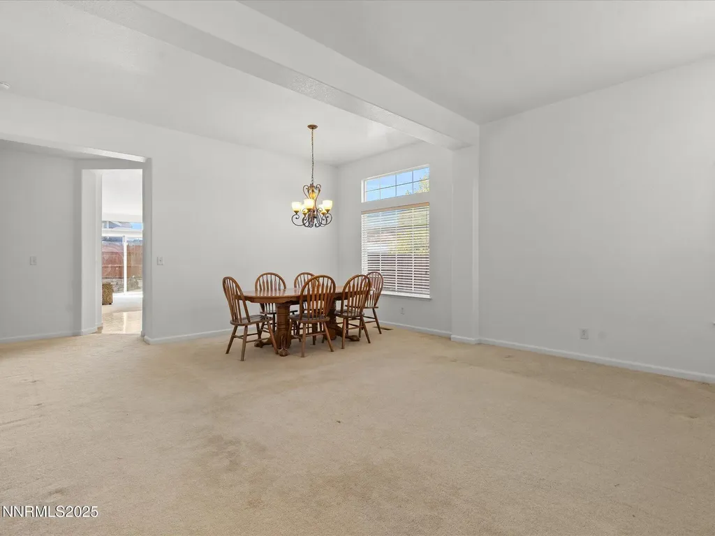 805 Sauvignon Reno NV 89506