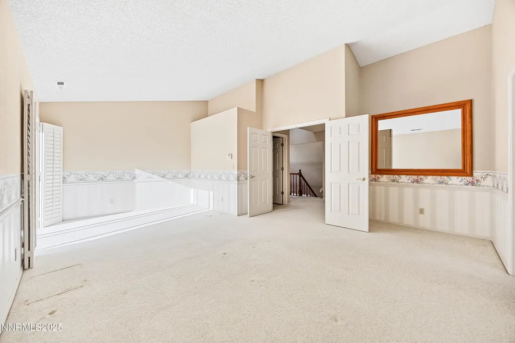 6299 Stone Valley Reno NV 89523