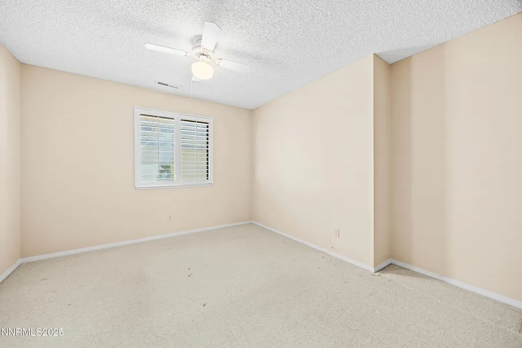 6299 Stone Valley Reno NV 89523