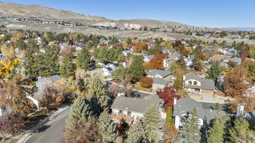 6299 Stone Valley Reno NV 89523