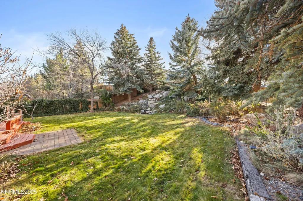 6299 Stone Valley Reno NV 89523