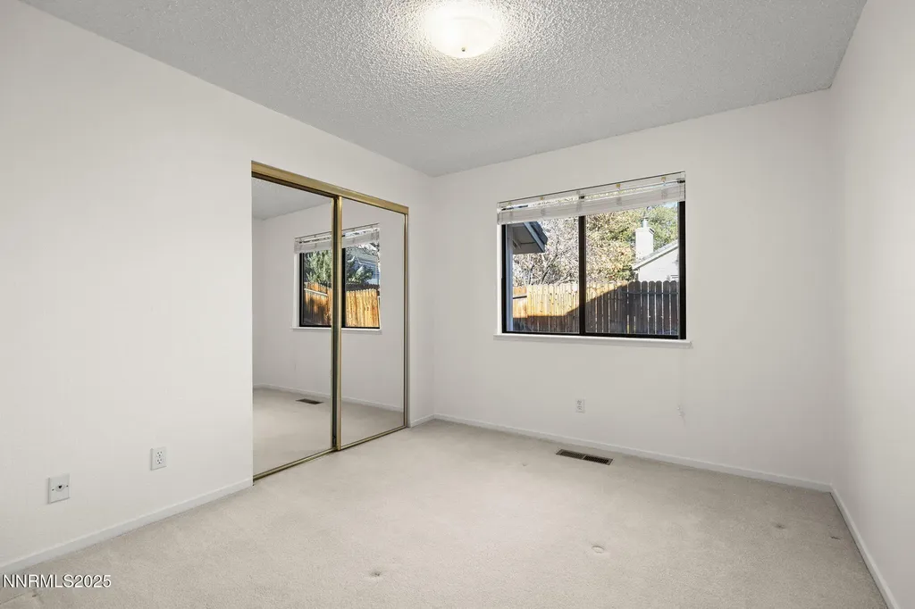 5466 Santa Rosa Sparks NV 89436