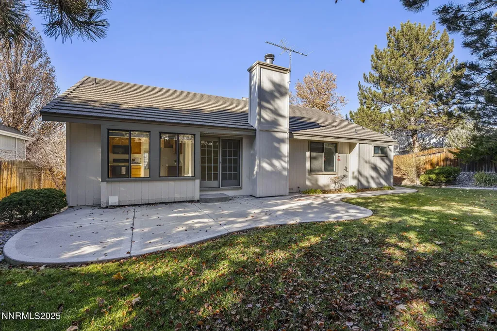 5466 Santa Rosa Sparks NV 89436