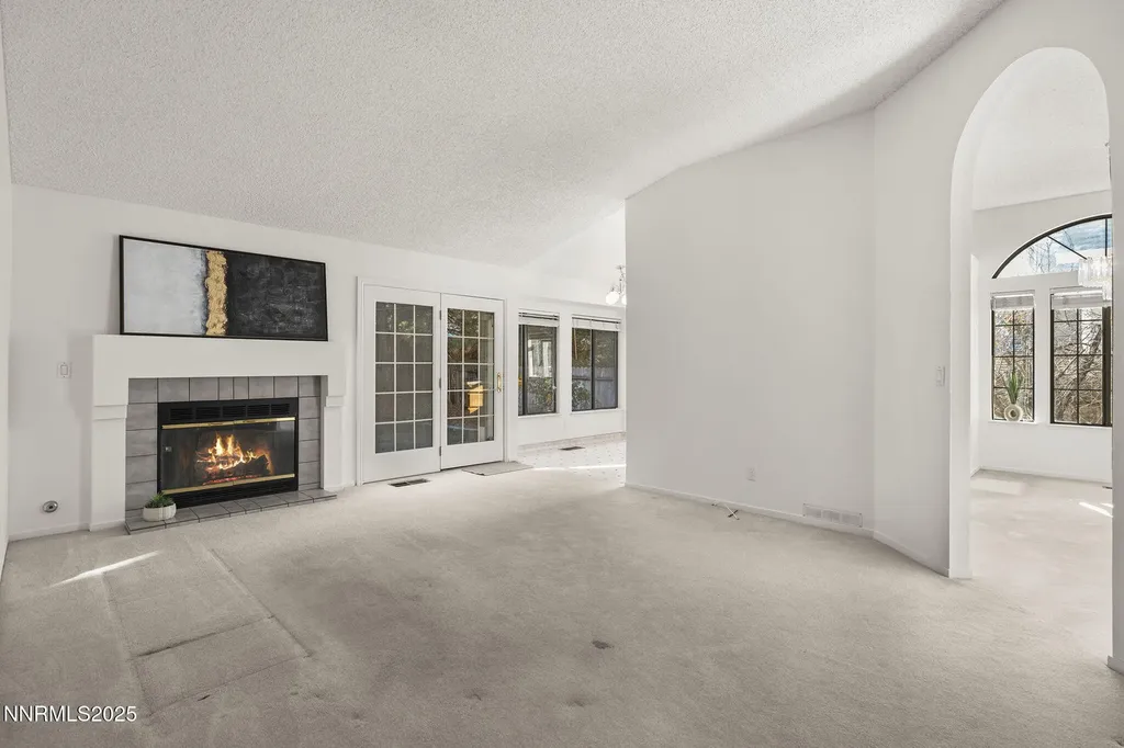 5466 Santa Rosa Sparks NV 89436