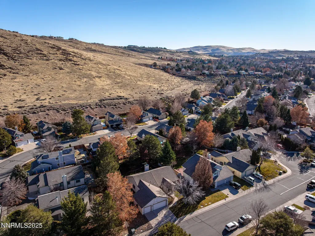 5466 Santa Rosa Sparks NV 89436