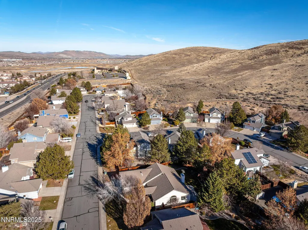 5466 Santa Rosa Sparks NV 89436