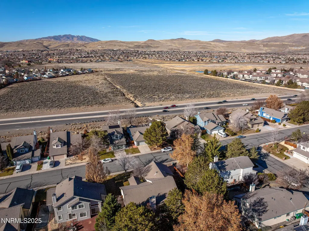 5466 Santa Rosa Sparks NV 89436