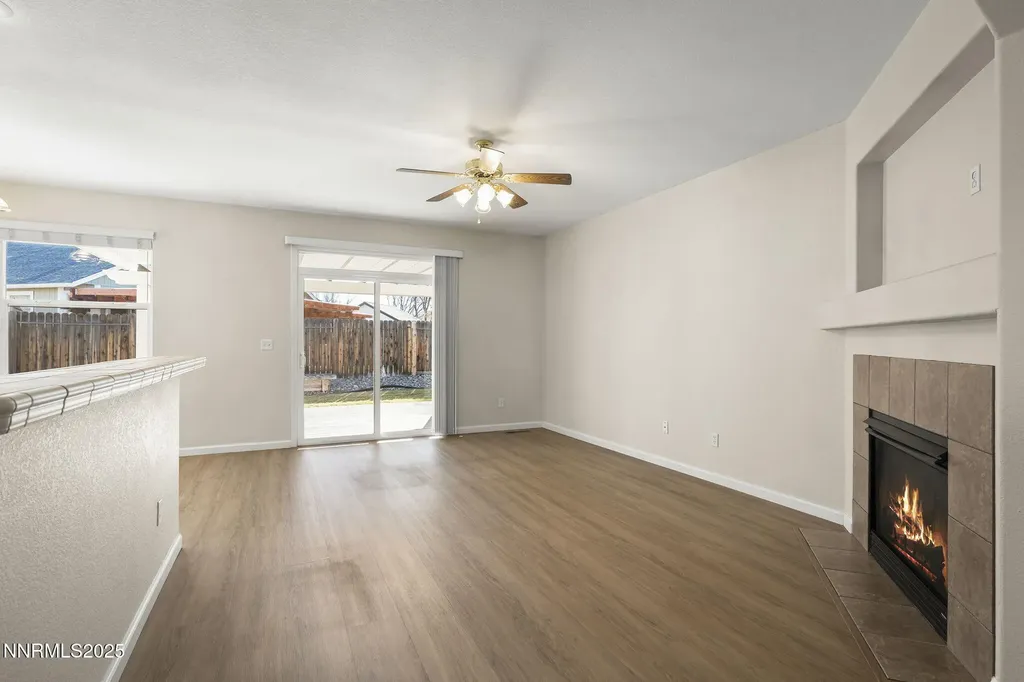 1371 Chichester Gardnerville NV 89410