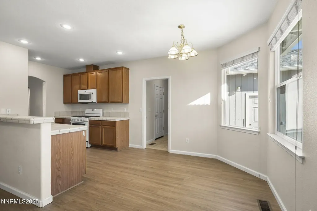 1371 Chichester Gardnerville NV 89410