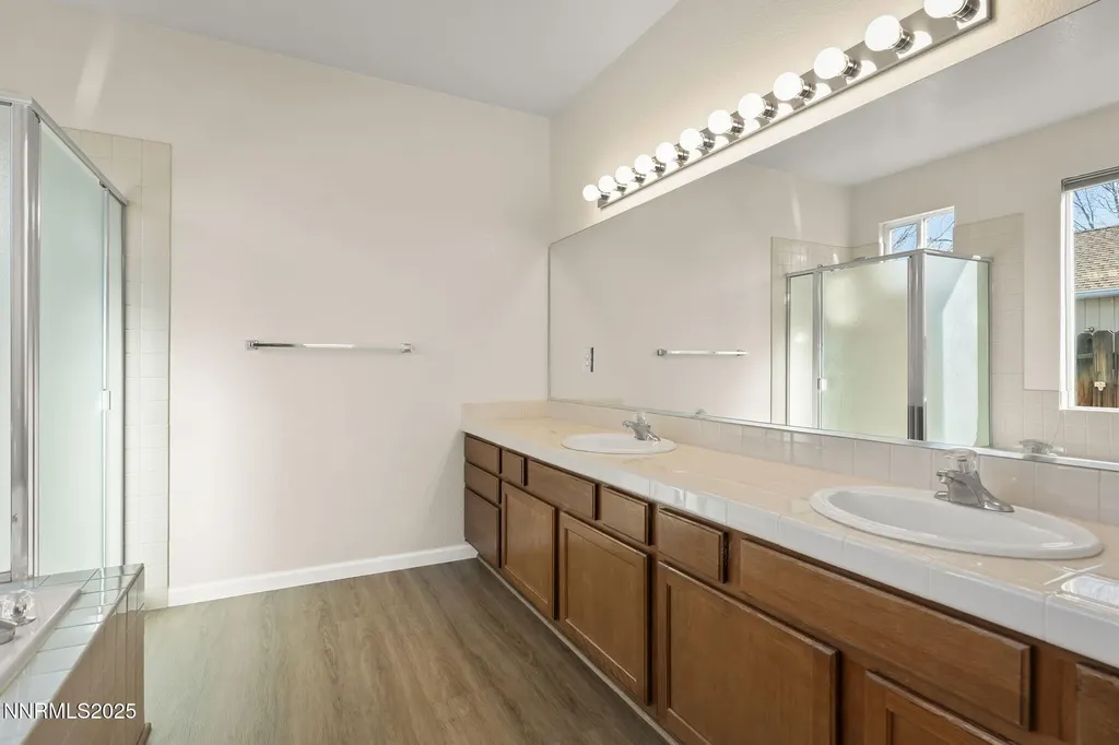 1371 Chichester Gardnerville NV 89410