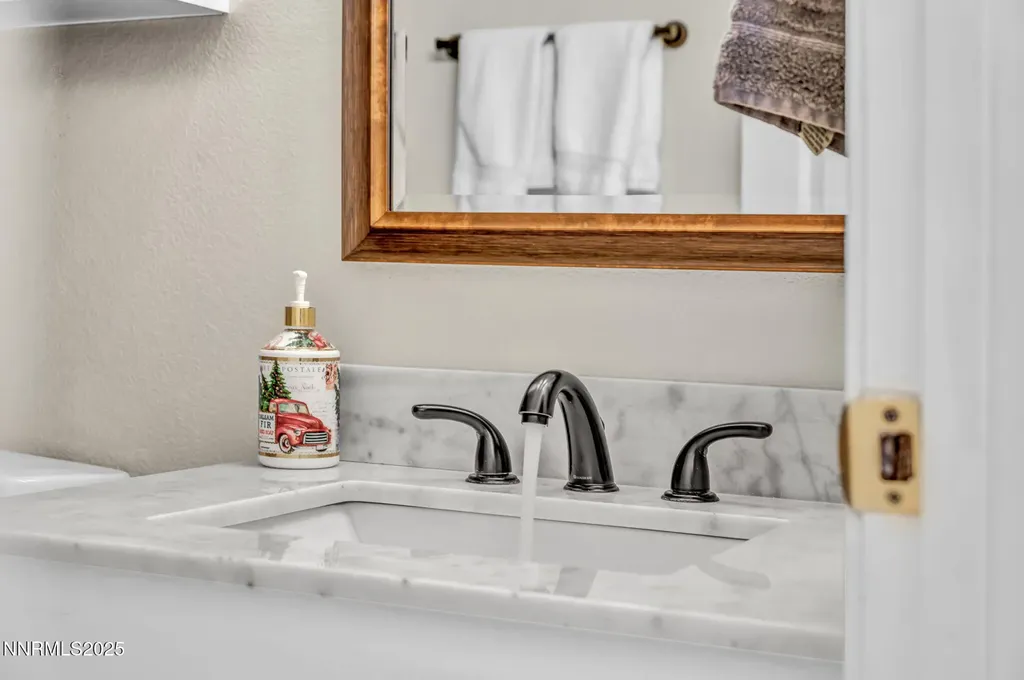 707 Addler Gardnerville NV 89460