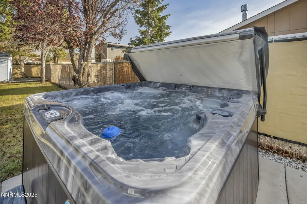 707 Addler Gardnerville NV 89460