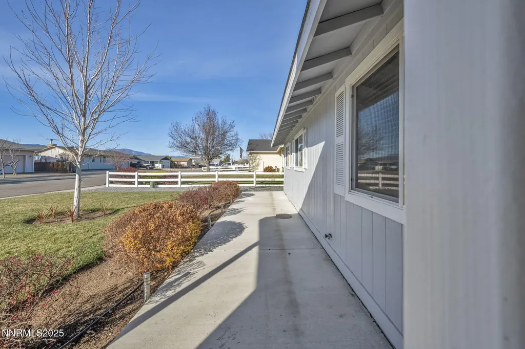 707 Addler Gardnerville NV 89460