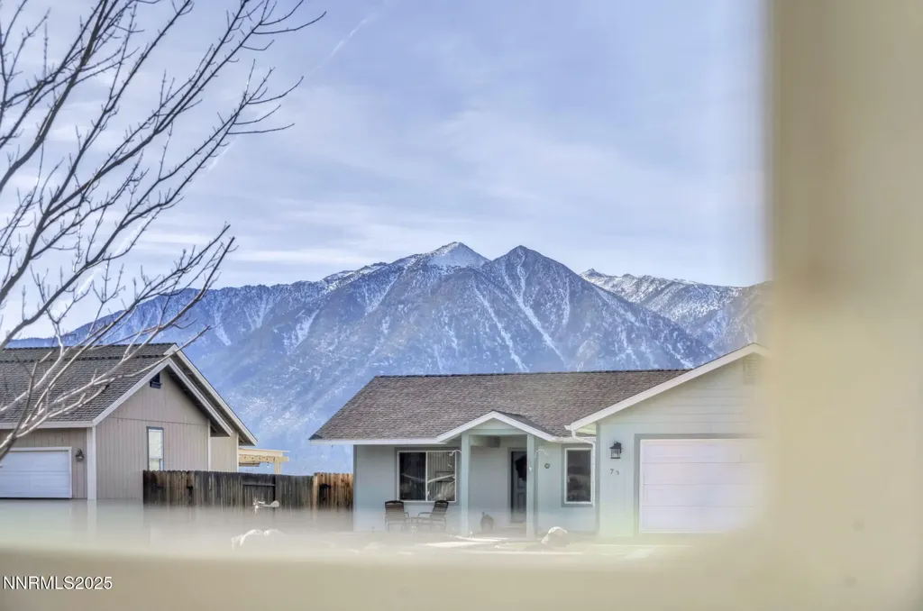 707 Addler Gardnerville NV 89460