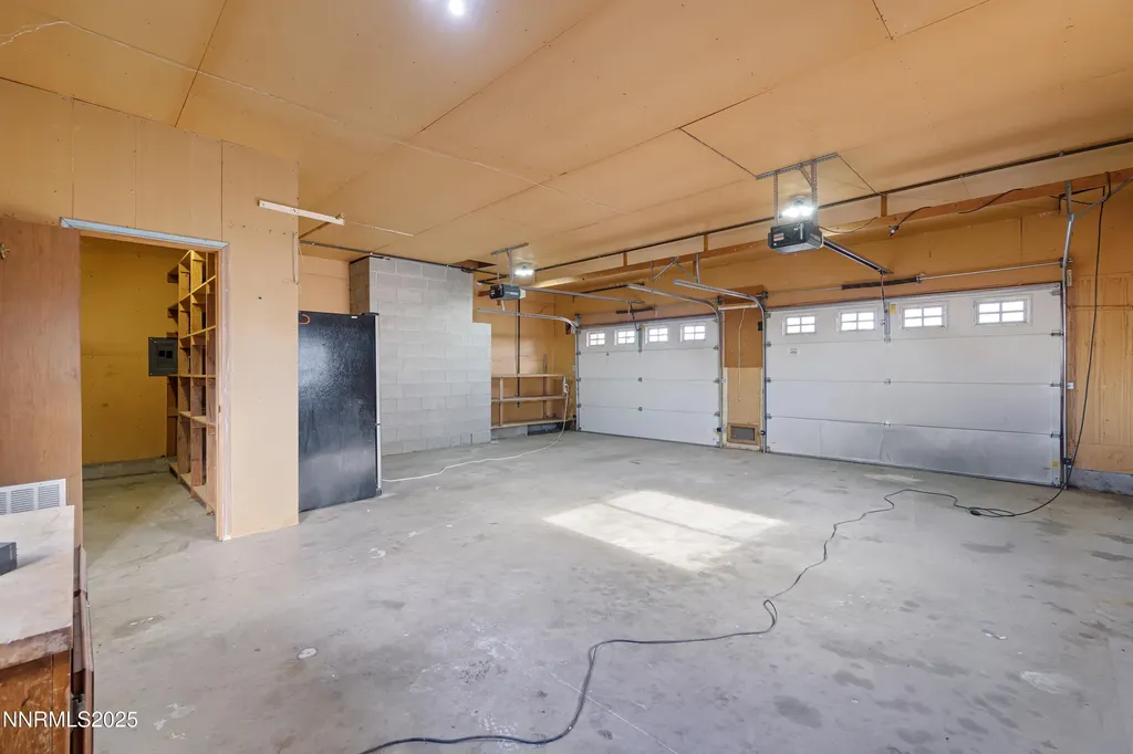 29 Whitacre Yerington NV 89447