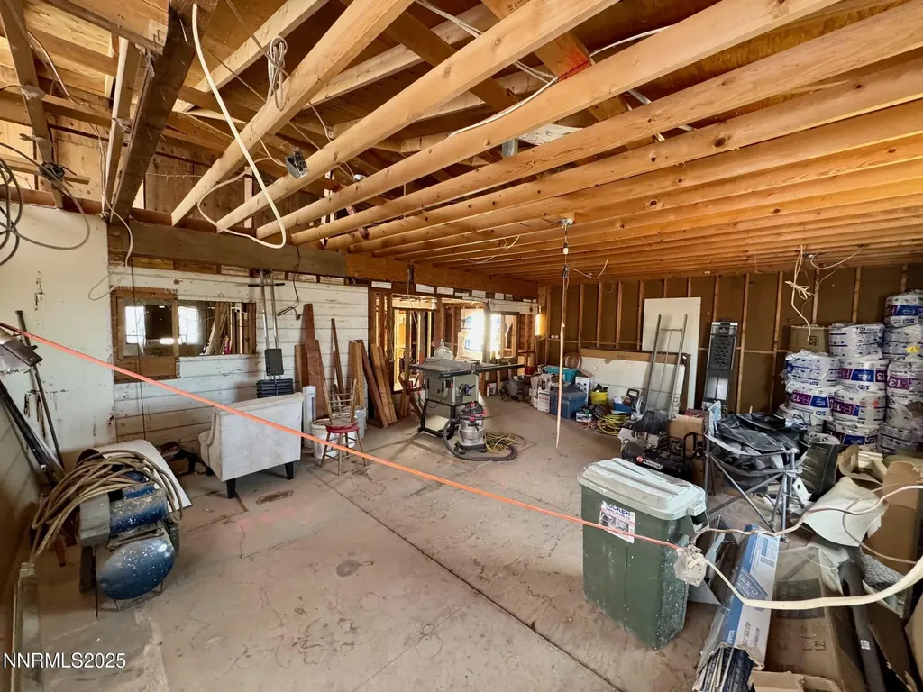 615 Grinnel Avenue Lovelock NV 89419