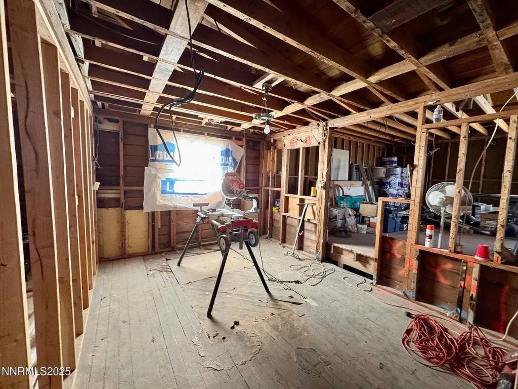 615 Grinnel Avenue Lovelock NV 89419