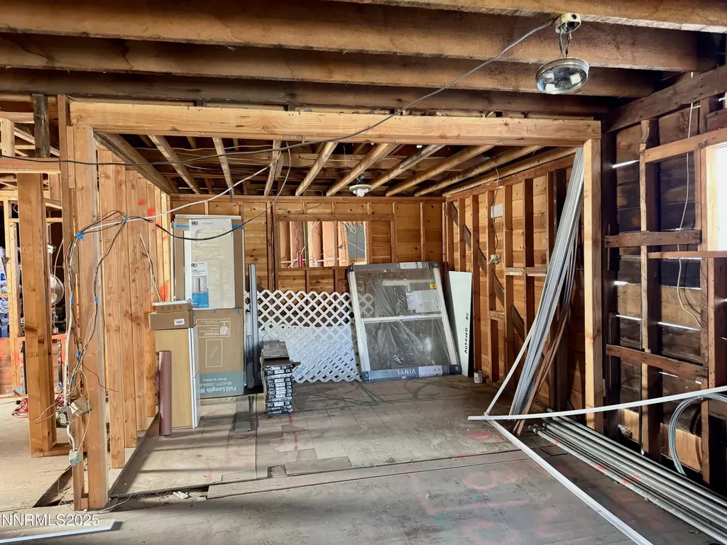615 Grinnel Avenue Lovelock NV 89419