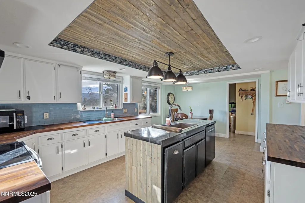 5595 Goldenrod Reno NV 89511