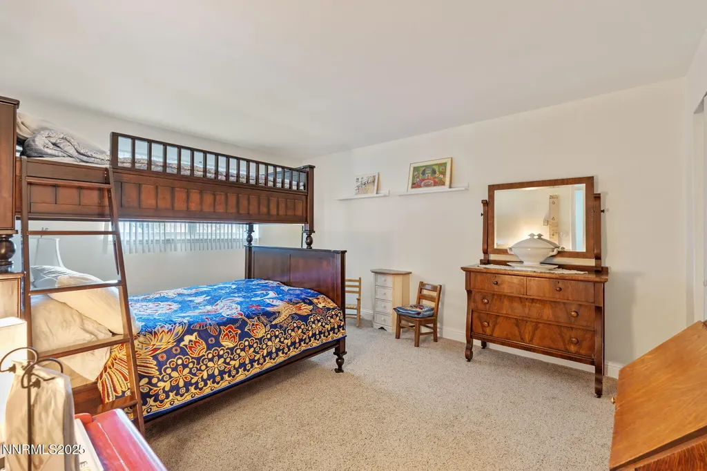 5595 Goldenrod Reno NV 89511