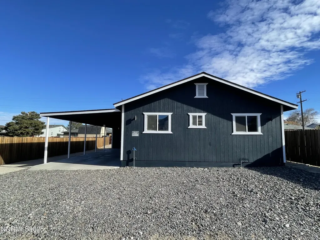 370 Connelly Street Hawthorne NV 89415