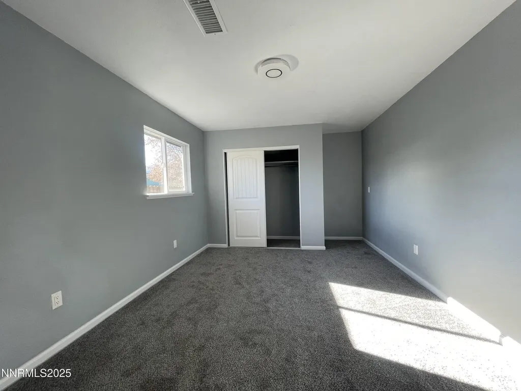 370 Connelly Street Hawthorne NV 89415