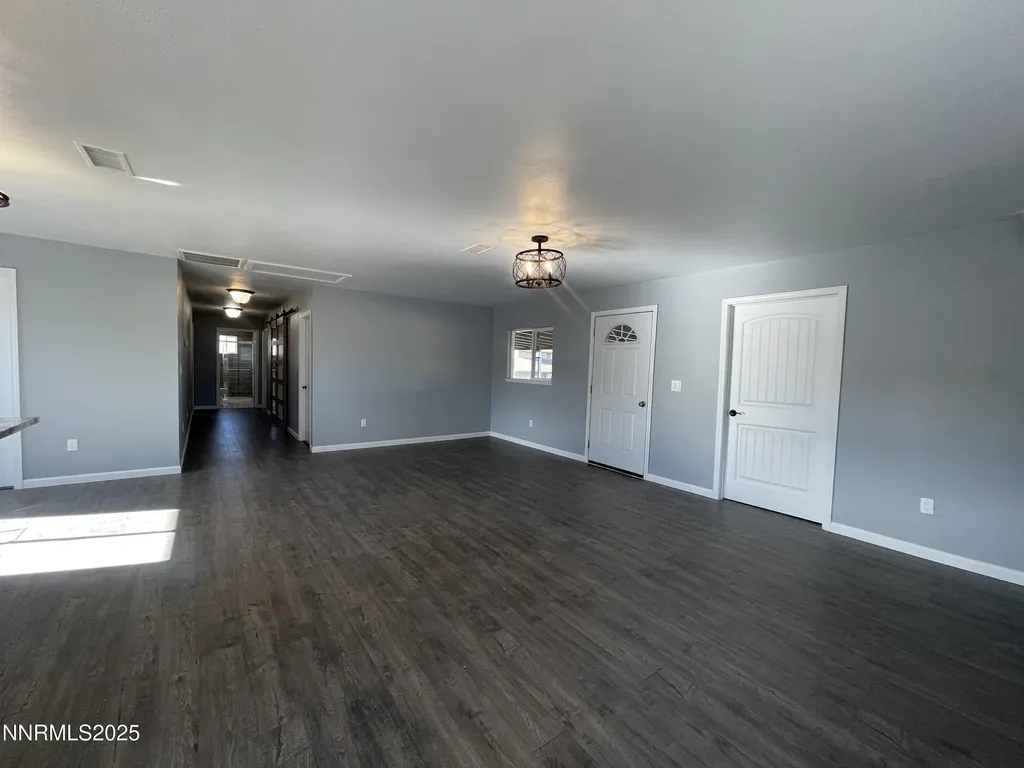 370 Connelly Street Hawthorne NV 89415