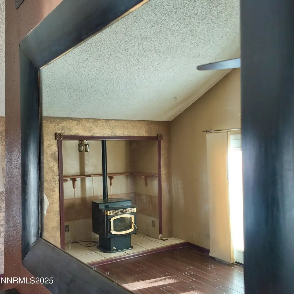 455 Connely Hawthorne NV 89415