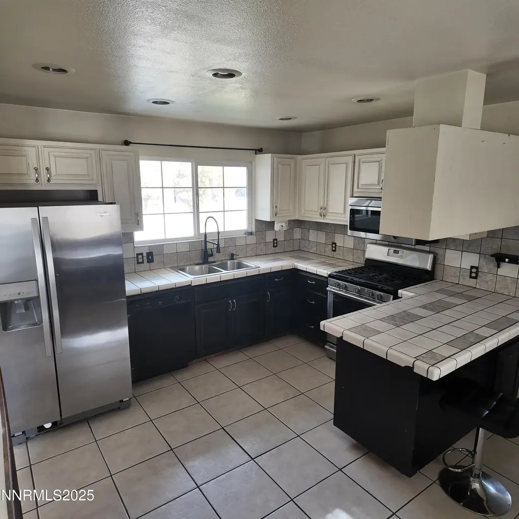 455 Connely Hawthorne NV 89415