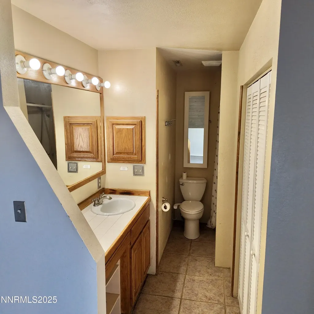 455 Connely Hawthorne NV 89415