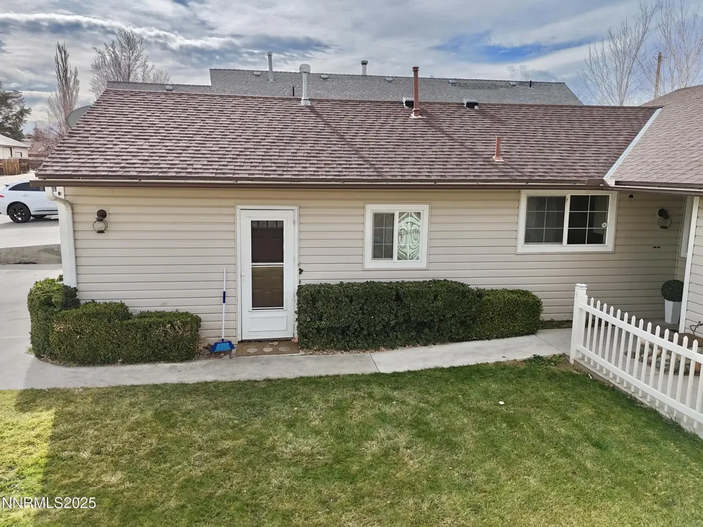 455 Connely Hawthorne NV 89415
