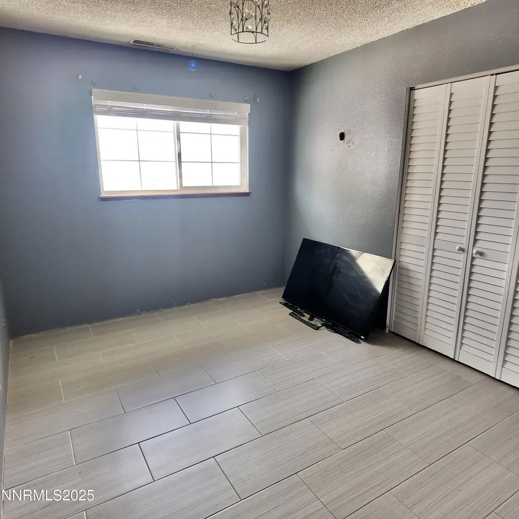 455 Connely Hawthorne NV 89415