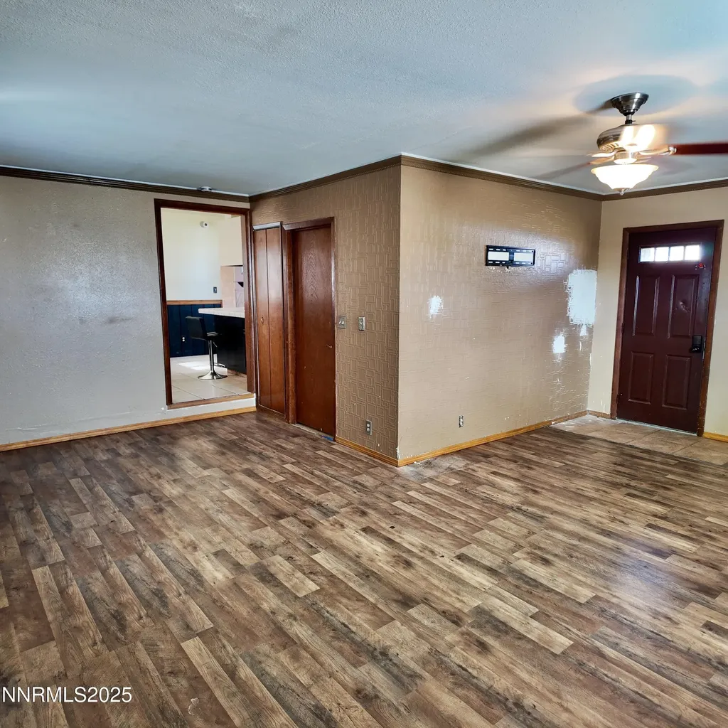 455 Connely Hawthorne NV 89415