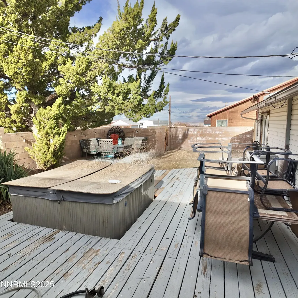 455 Connely Hawthorne NV 89415