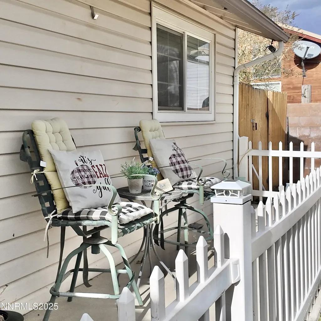 455 Connely Hawthorne NV 89415