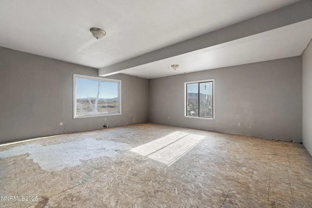8800 Badger Silver Springs NV 89429