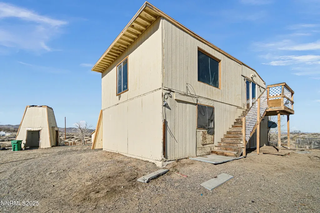 8800 Badger Silver Springs NV 89429