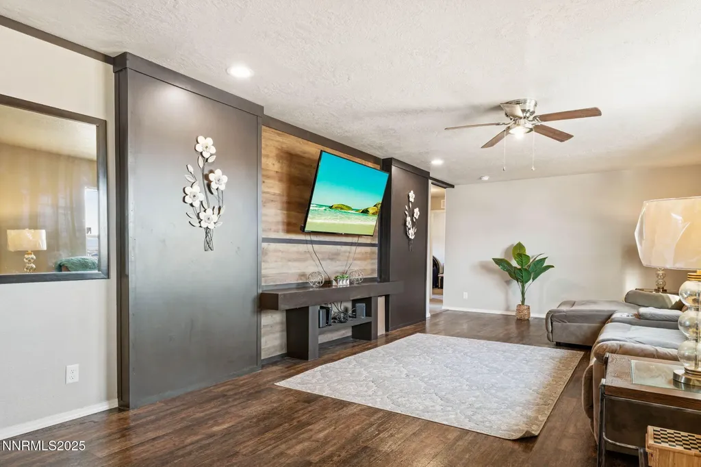 310 Grosh Dayton NV 89403
