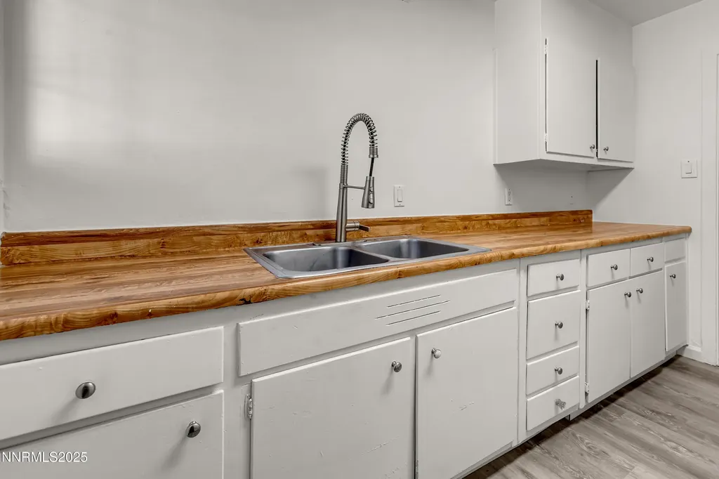 12360 Rocky Mountain Reno NV 89506