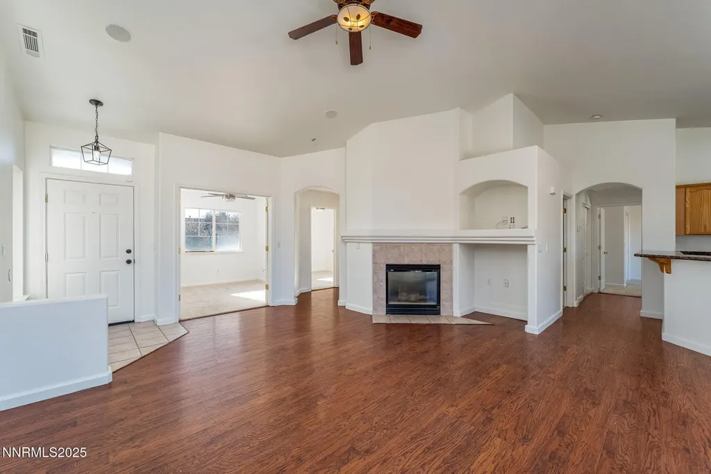 3124 Manzana Sparks NV 89436