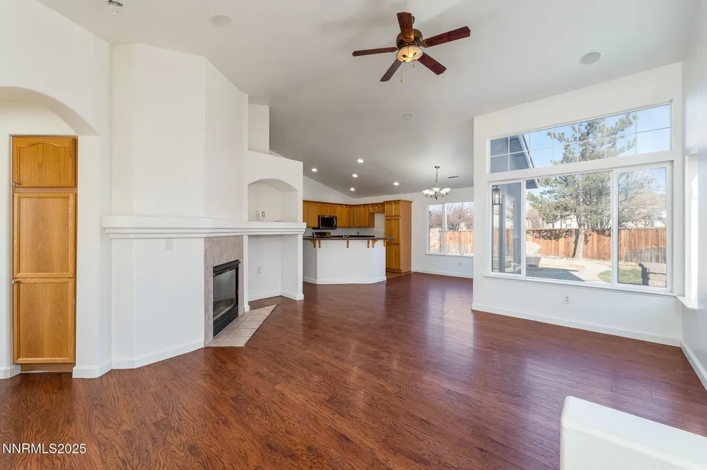 3124 Manzana Sparks NV 89436