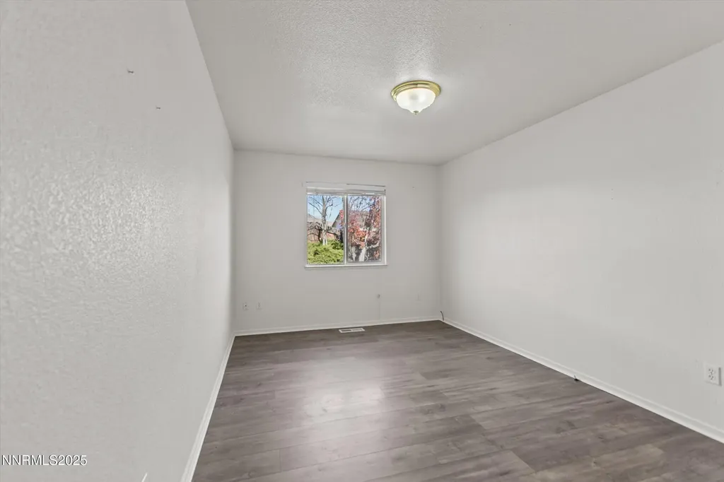 7067 Beethoven Sun Valley NV 89433
