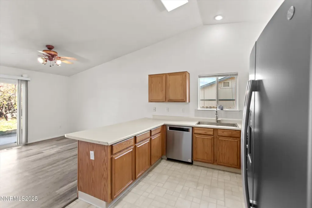 7067 Beethoven Sun Valley NV 89433