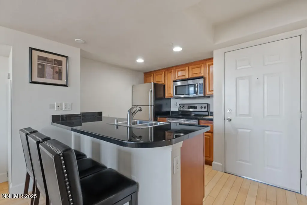 450 Arlington Reno NV 89503