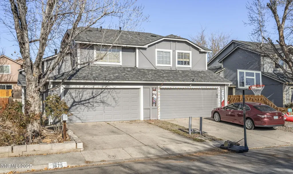 1675 Round Mountain Sparks NV 89434